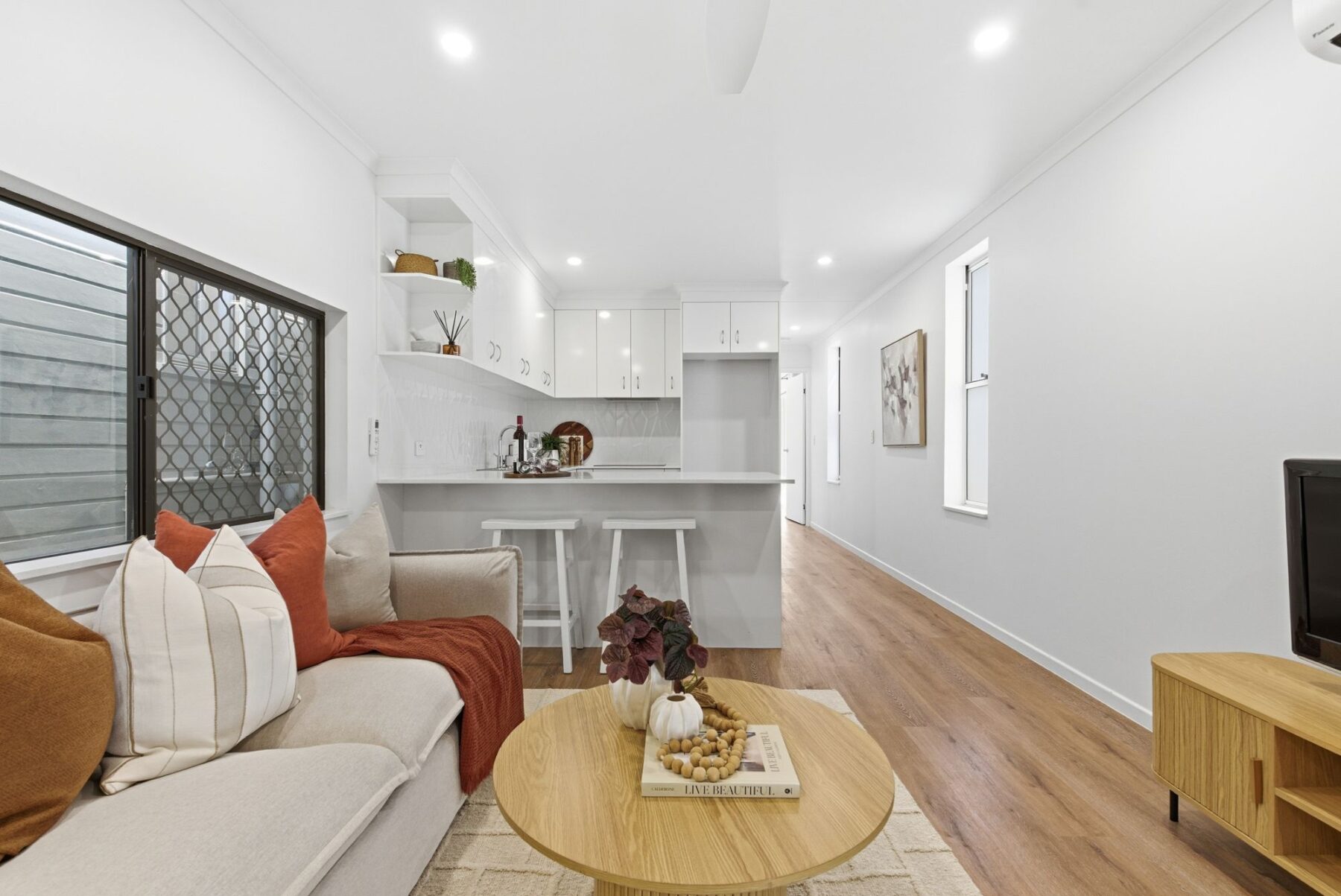 Property: 44 Scott St, BUNGALOW, QLD, 4870 photo-12