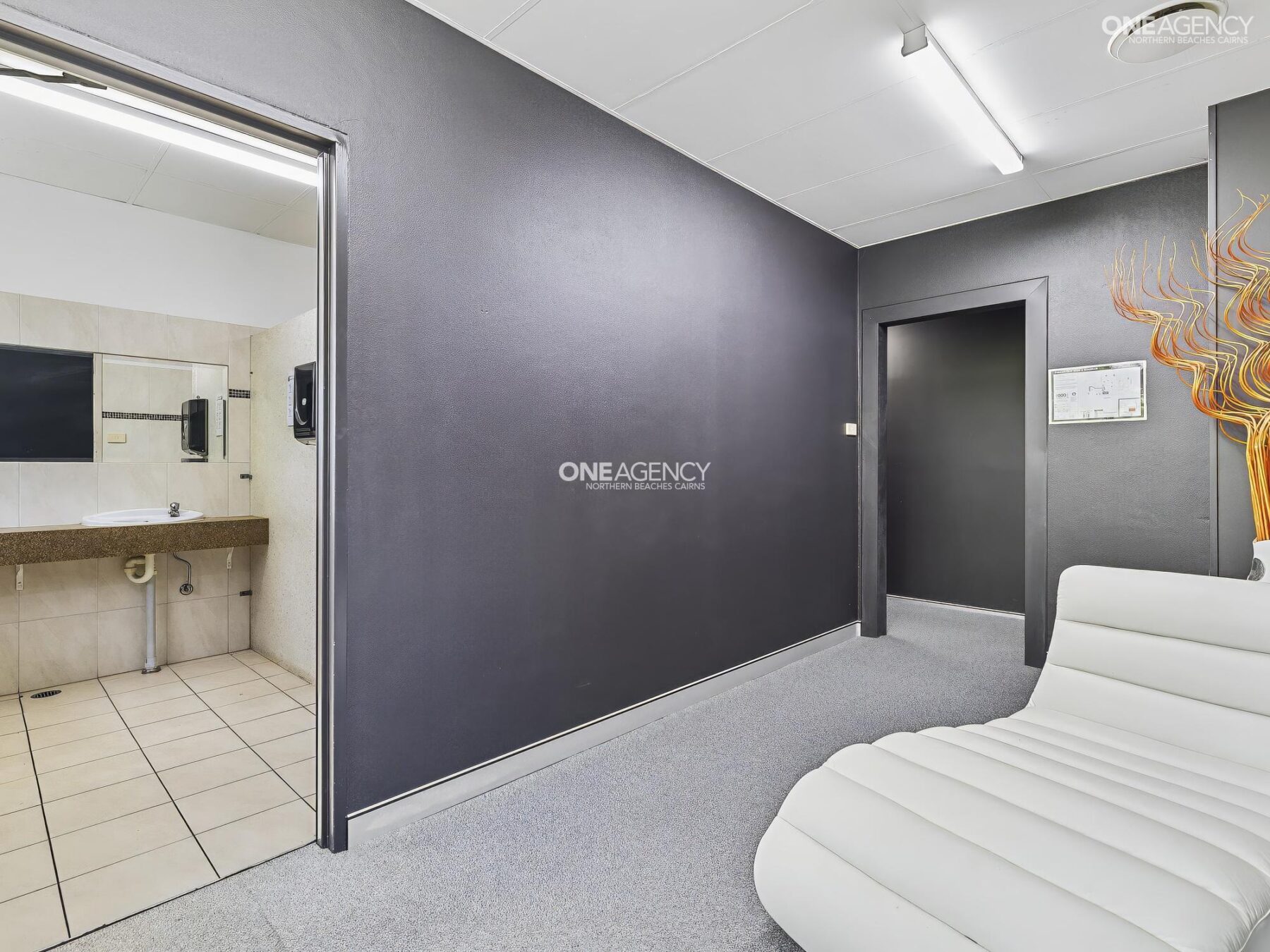 Commercial: 11/63 Abbott St, CAIRNS CITY, QLD, 4870 photo-27