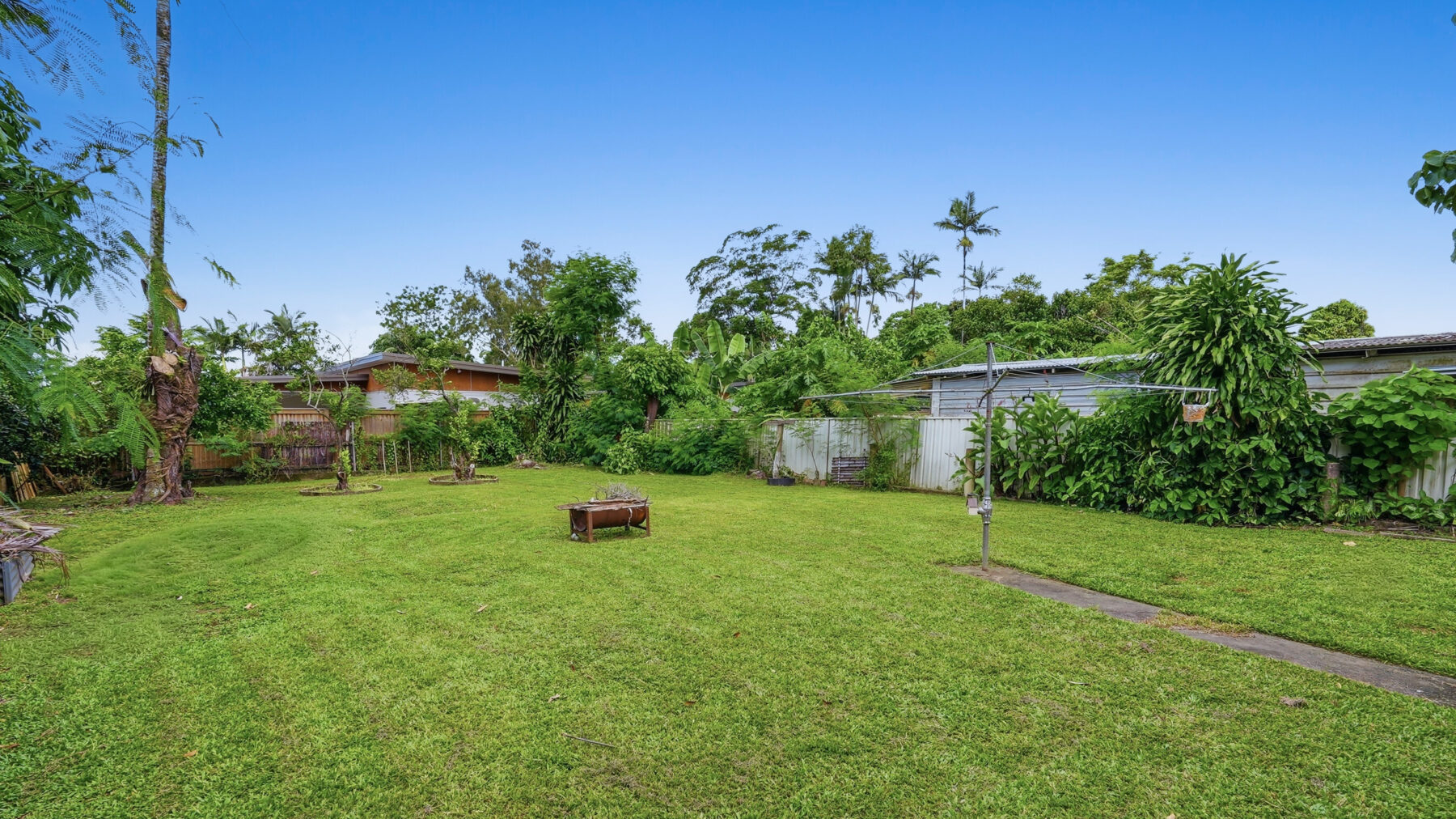 Property: 40 Marr Street, EDMONTON, QLD, 4869 photo-2