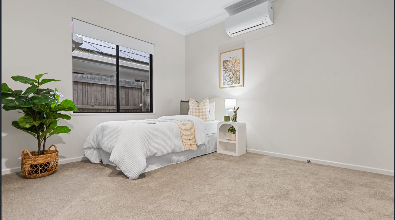 Property: 20 Rockingham Parade, SMITHFIELD, QLD, 4878 photo-3
