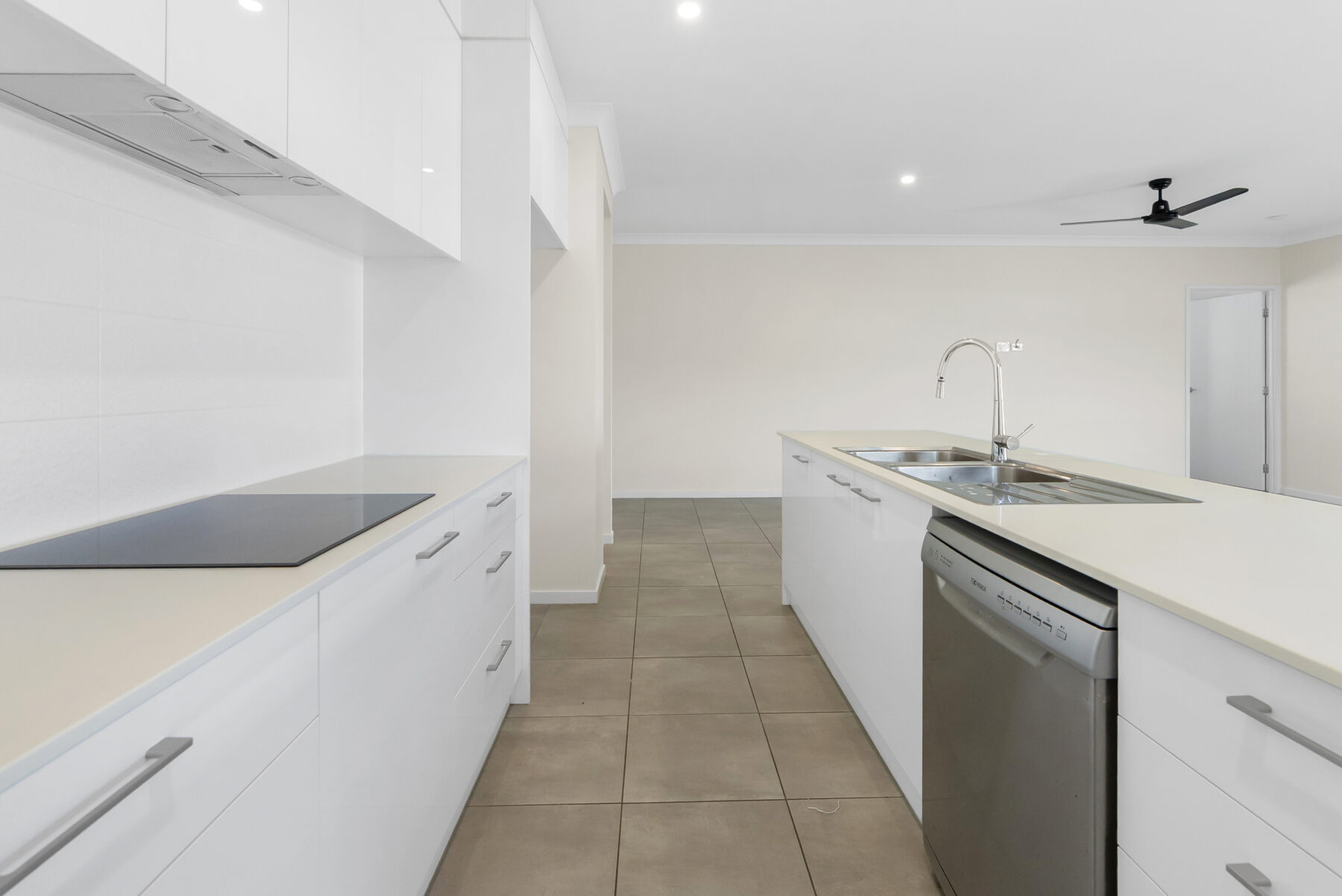 Property: 136 Charringa Link, SMITHFIELD, QLD, 4878 photo-14