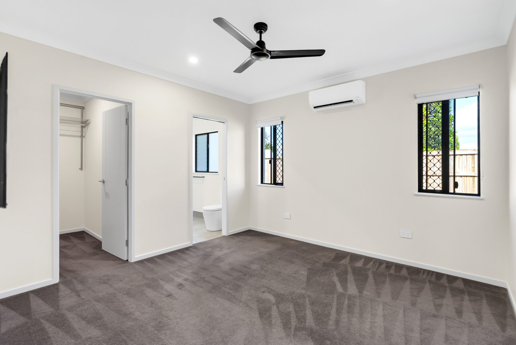 Property: 136 Charringa Link, SMITHFIELD, QLD, 4878 photo-17