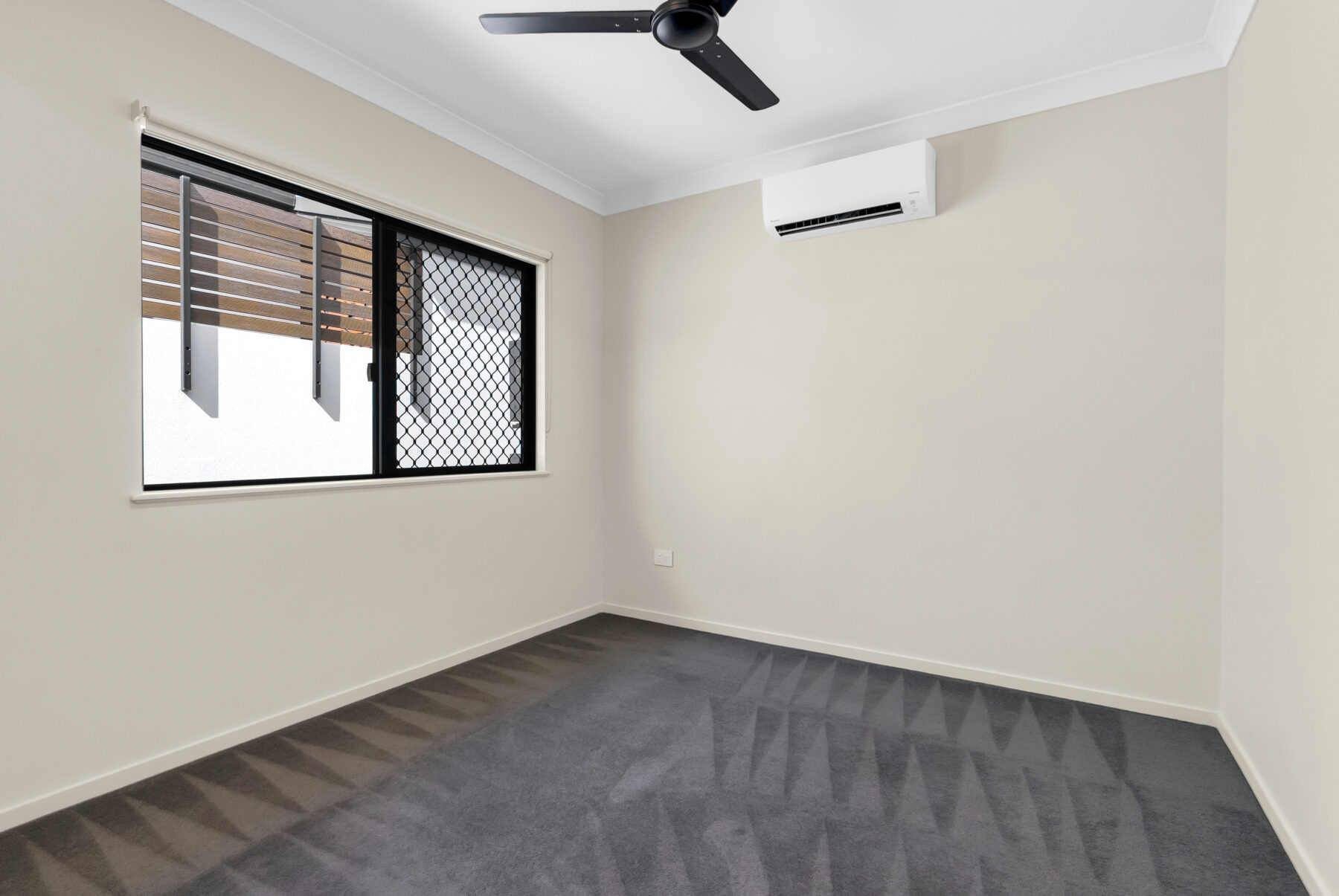 Property: 136 Charringa Link, SMITHFIELD, QLD, 4878 photo-10