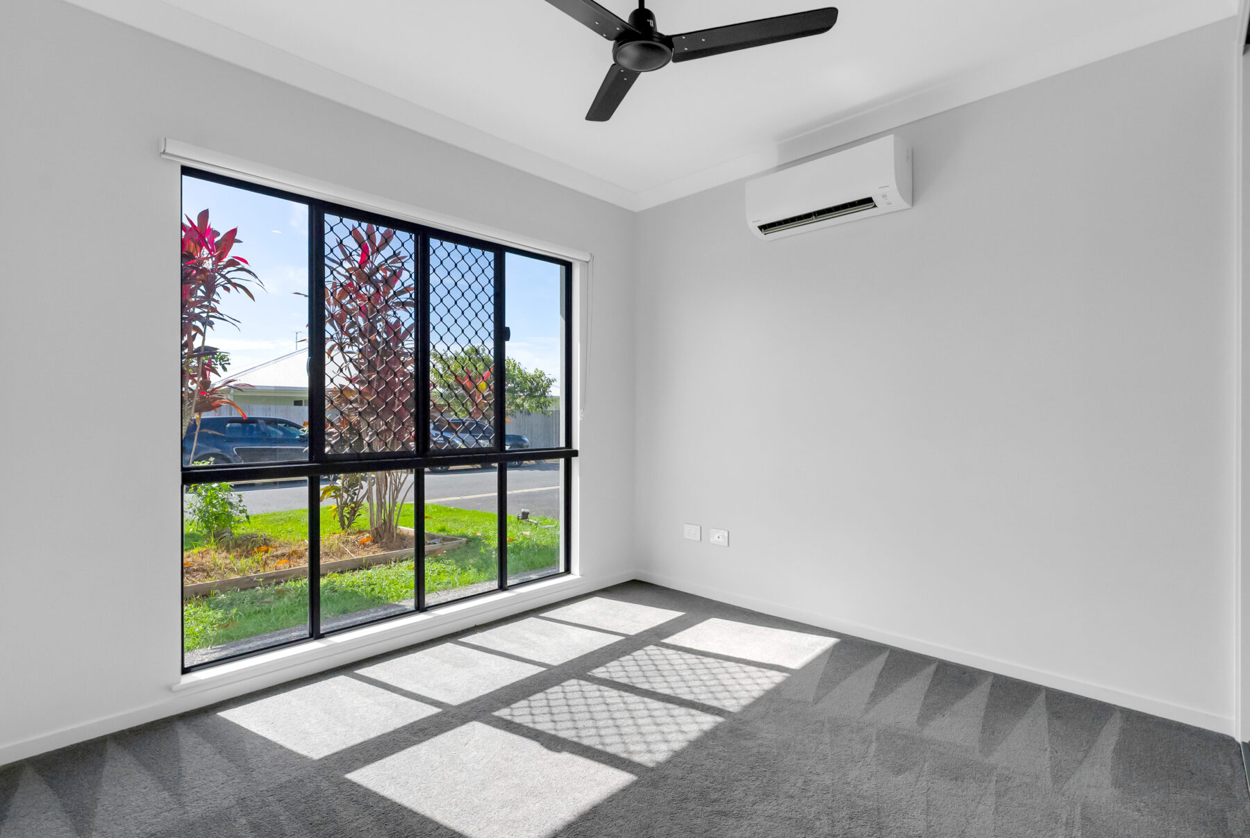 Property: 136 Charringa Link, SMITHFIELD, QLD, 4878 photo-1