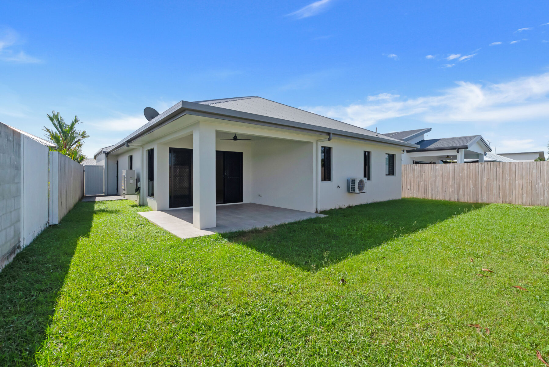Property: 136 Charringa Link, SMITHFIELD, QLD, 4878 photo-8